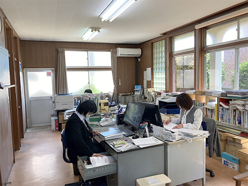 事務所内
